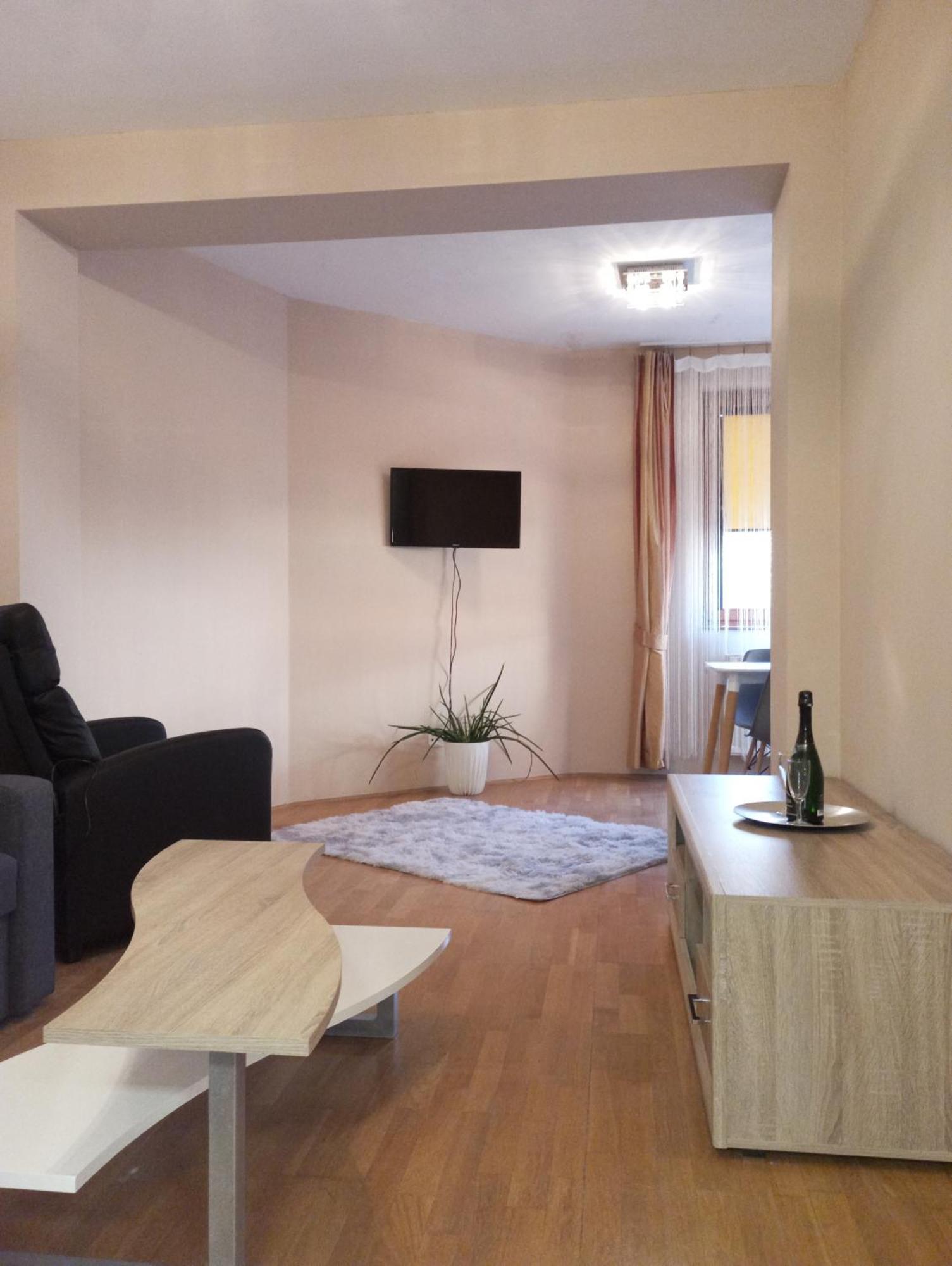 Zen Apartman Budakalász Exterior foto